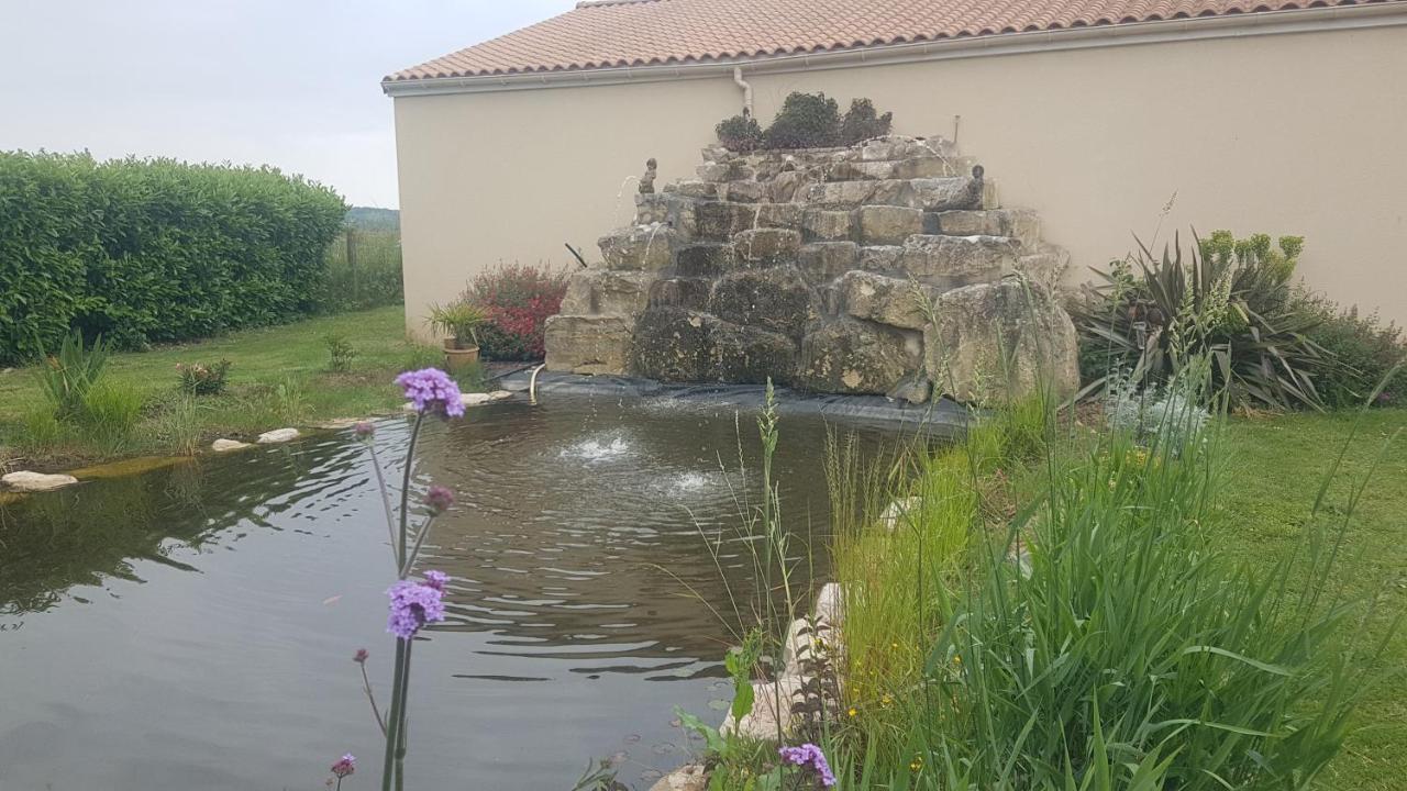 maison calme et paisible La Faye  Extérieur photo